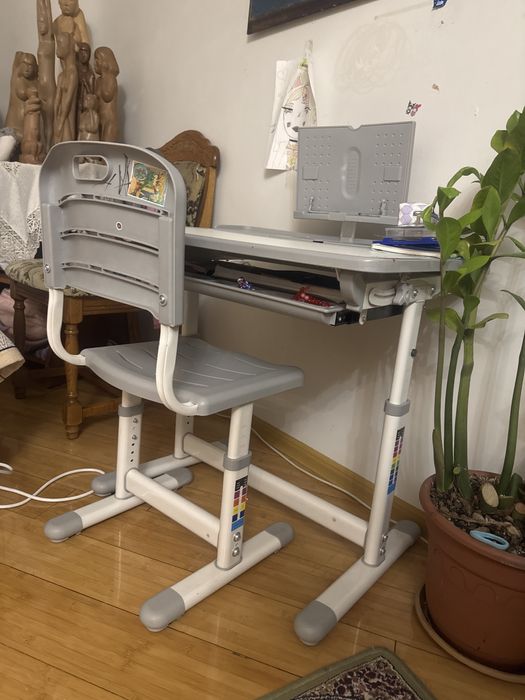 Продам растущую парту