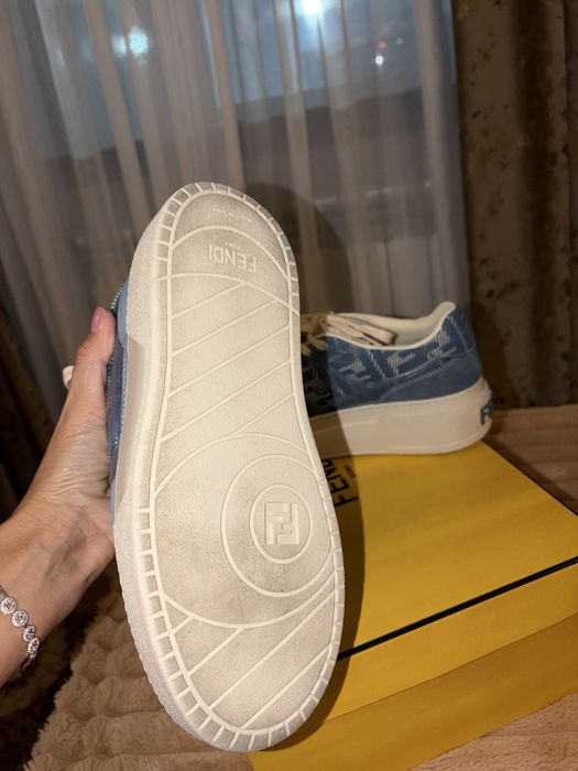fendi sneakers dama 38,5 autentici
