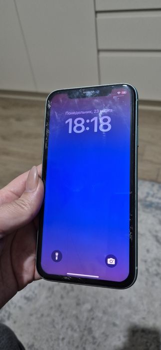 Продаём 2 шт айфона 11