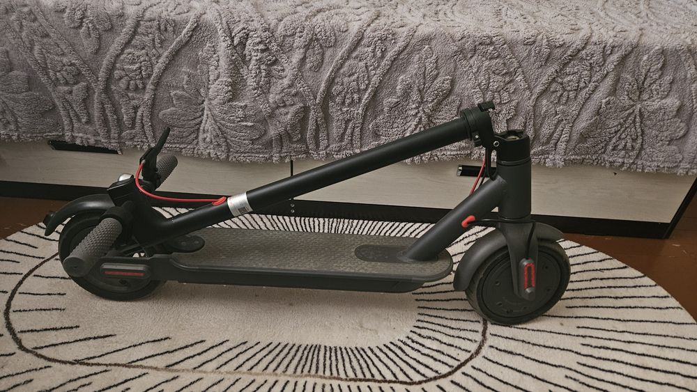 Продам электросамокат