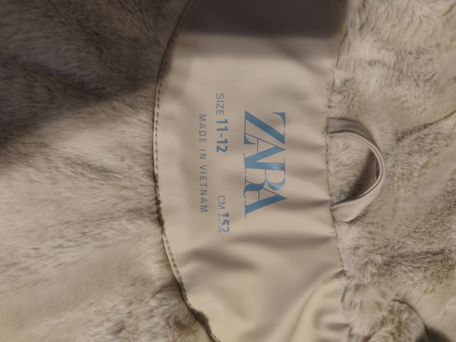 Дамско яке на ZARA