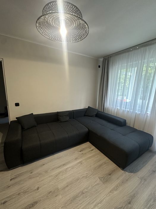 Colțar extensibil negru