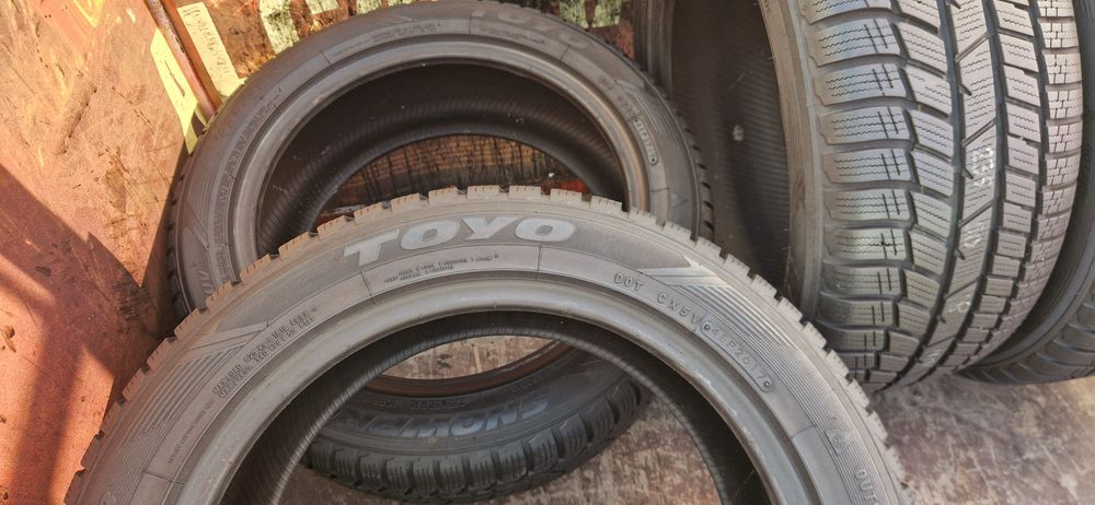 Set 4 Anvelope ca noi  Toyo 235 50 R18 M+S