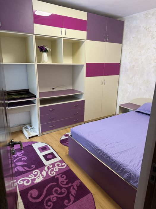 Inchiriez apartament