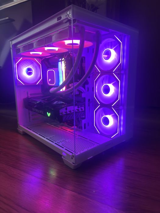 Геймърски компютър/ I7 11700K/Водно/32GB/RTX 3090 24GB/2TB SSD