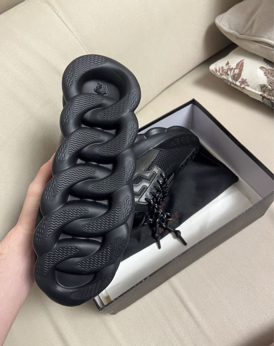 versace chain reaction black