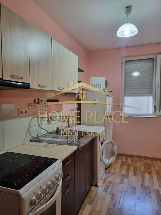 Дава се под наем Двустаен апартамент в Варна, Автогара - 53 кв.м за 331.5 € - Снимка #1