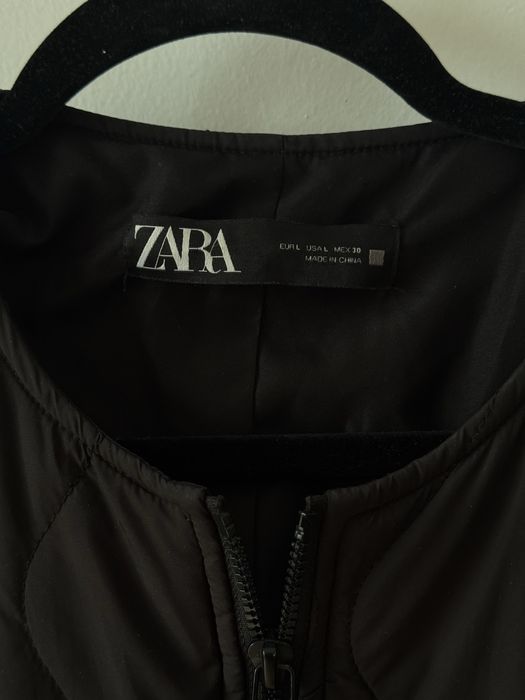 Zara куртка стеганная, L р