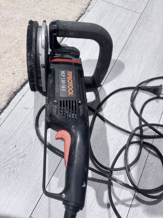 Protool masina de slefuit betonul (festool)