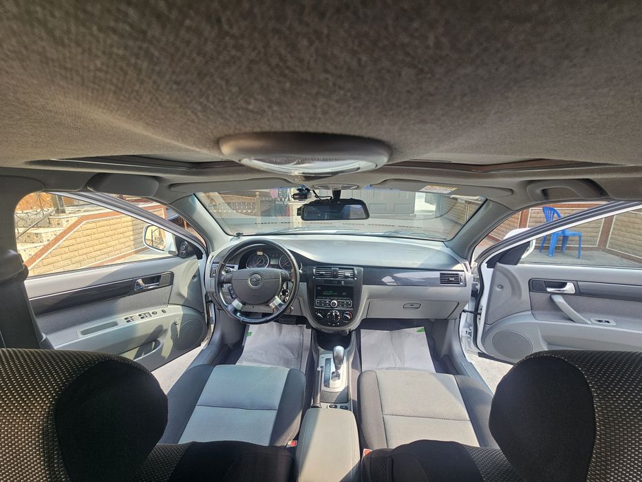 Jentira aftamat yil2020 kraska krelo orqa kapot dexqonda 1 qo'l mingan