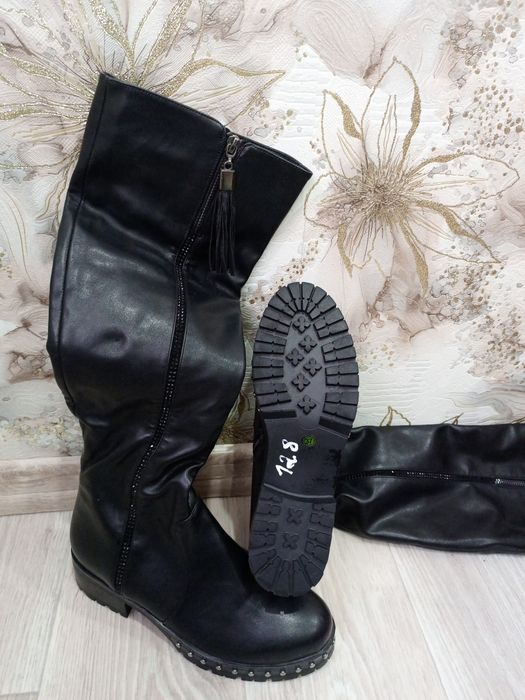 Сапоги женские...