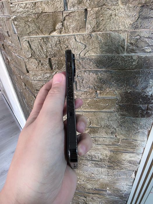 Срочно Продаю Айфон 14 про макс