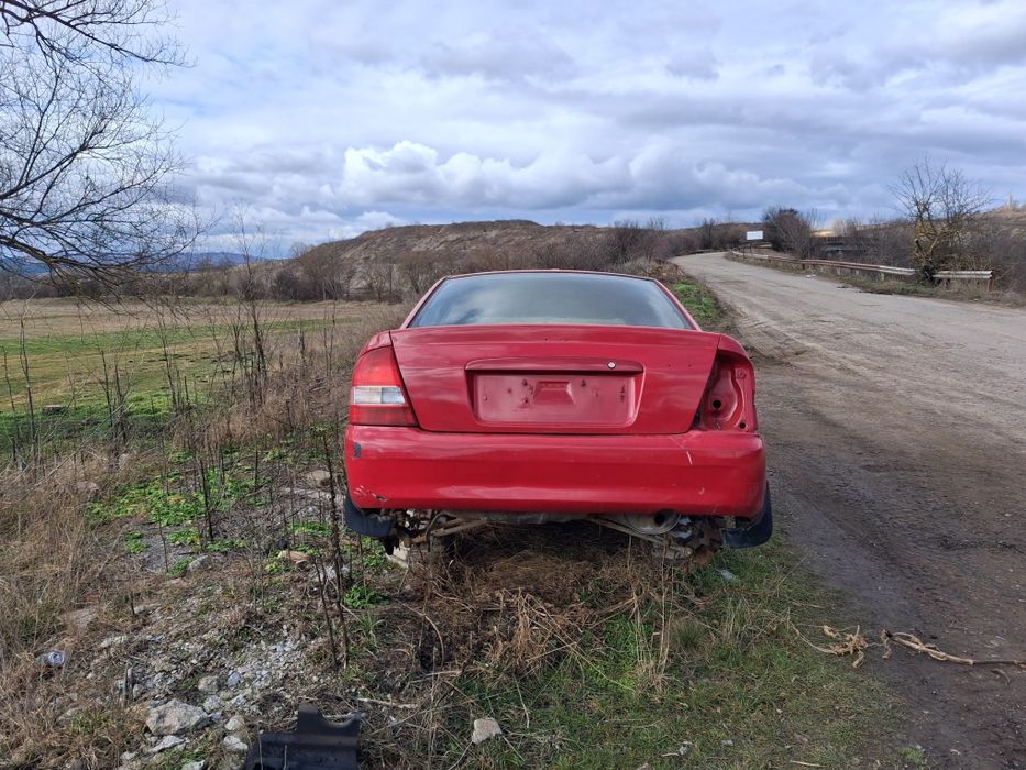 Mazda 323s VI за части