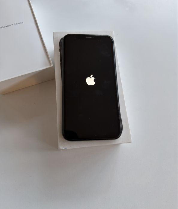 Iphone Xr - като нов!