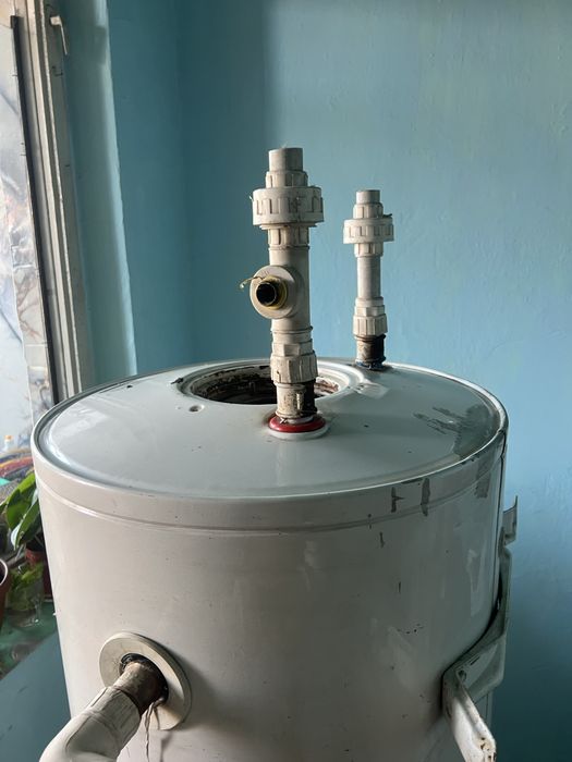Ariston 200l рабочий сотилади