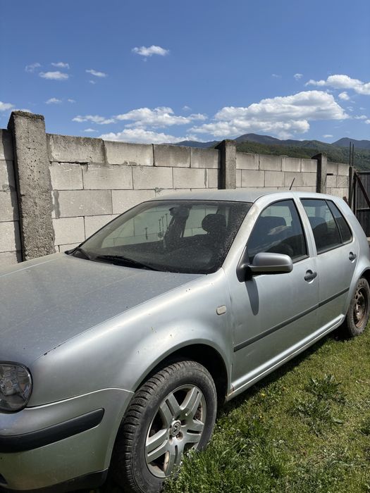 Vand golf 4 1.4 benzina