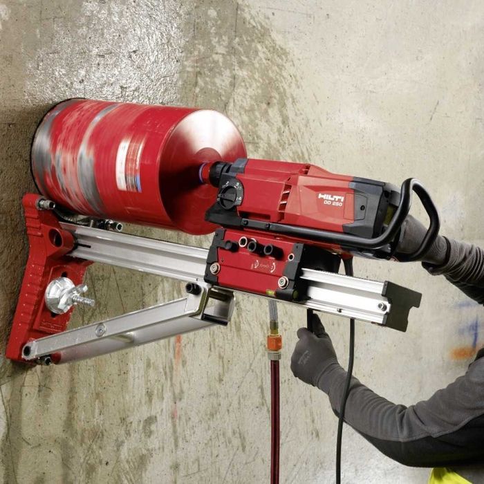 Алмазное бурение отверстий в Астане без пыли и вибрации