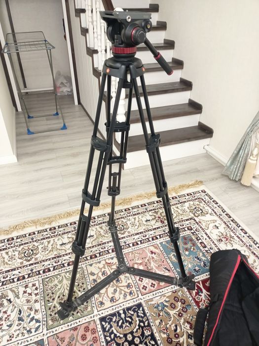 Продам штатив manfrotto