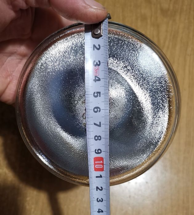 Картони за яйца, Лампи за пиленца и Изрезки от дървени греди, Талаш