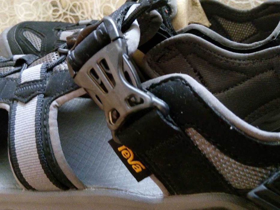 сандалии закрытые фирмы TEVA (США) EUR 47,(31 cm)