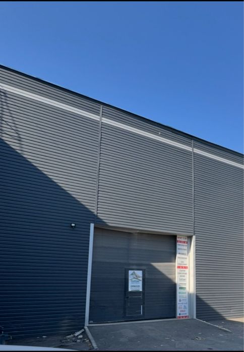 Vanzare hala  800  m.p. inchiriata cu 3600 euro pe luna in Jilava