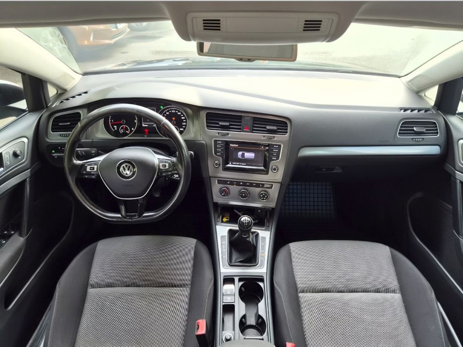 AN 2014 _ Golf 7  _ BIXENON _ zona Băneasa