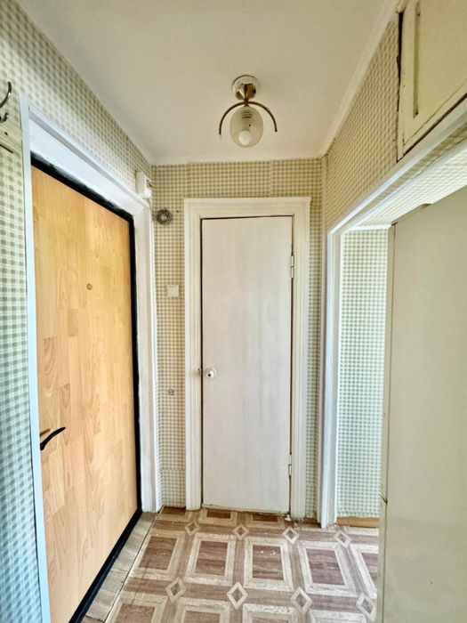 Продается 1 комн квартира на Школьнике