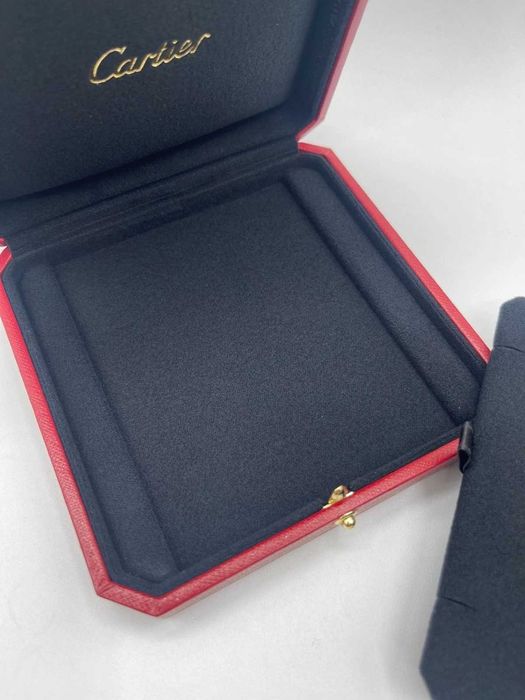 Cutie pre-owned pentru bratara , lantisor sau bijuterii Cartier