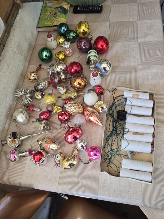 Ретро стъклени играчки за елха