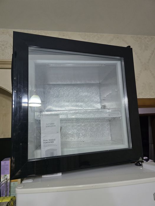 Продам морозильную камеру
