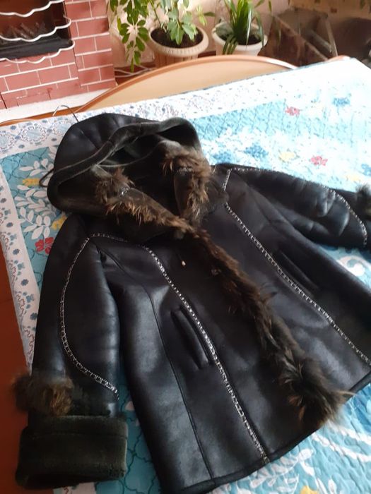 Продаю женскую дублёнку