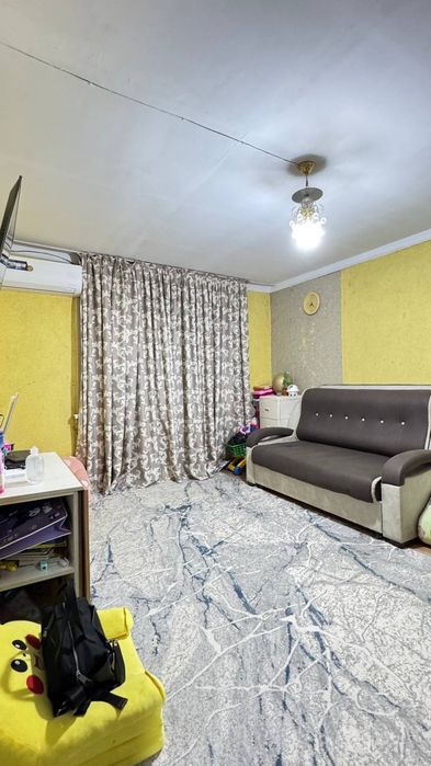 Продаю 1 комнатную квартиру Янгихает Спутник 5