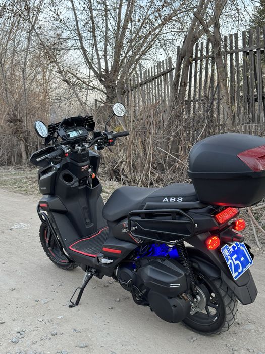 Продам скутер танк