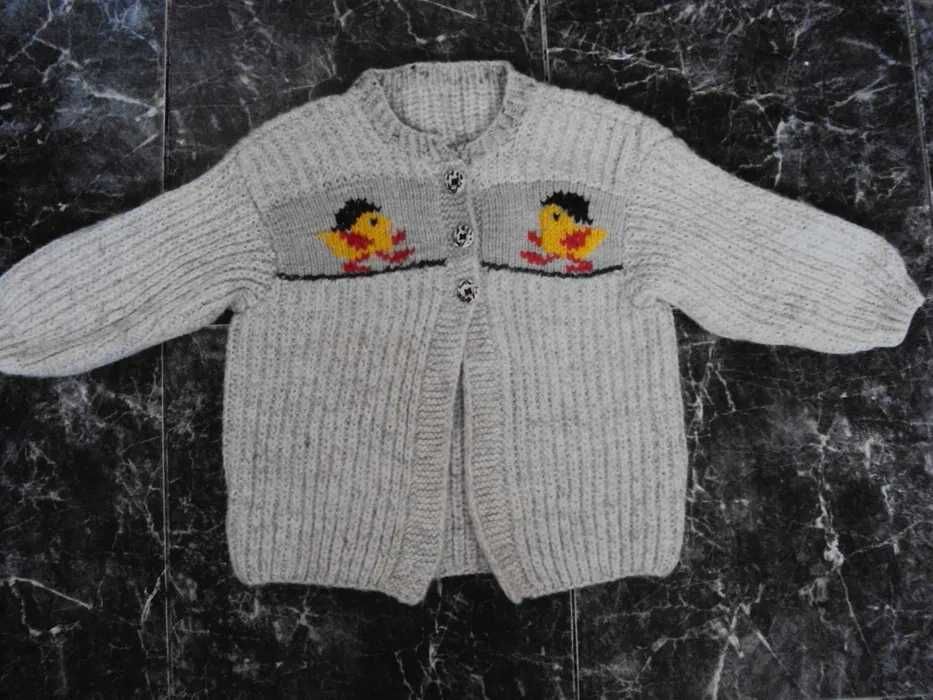 Теплые кофточки на 1-2 года .