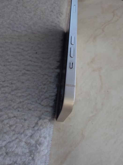 Telefon iphone 13