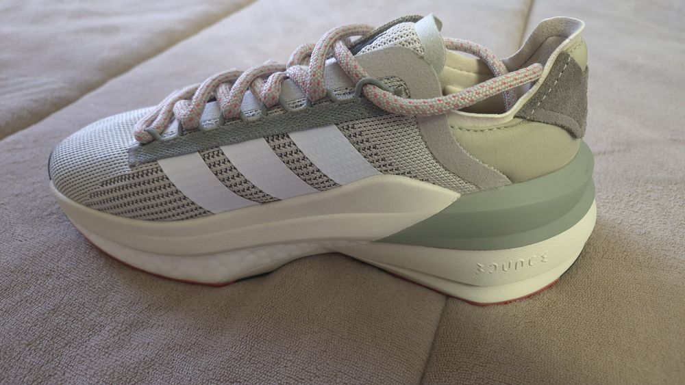 Дамски маратонки Adidas Boost