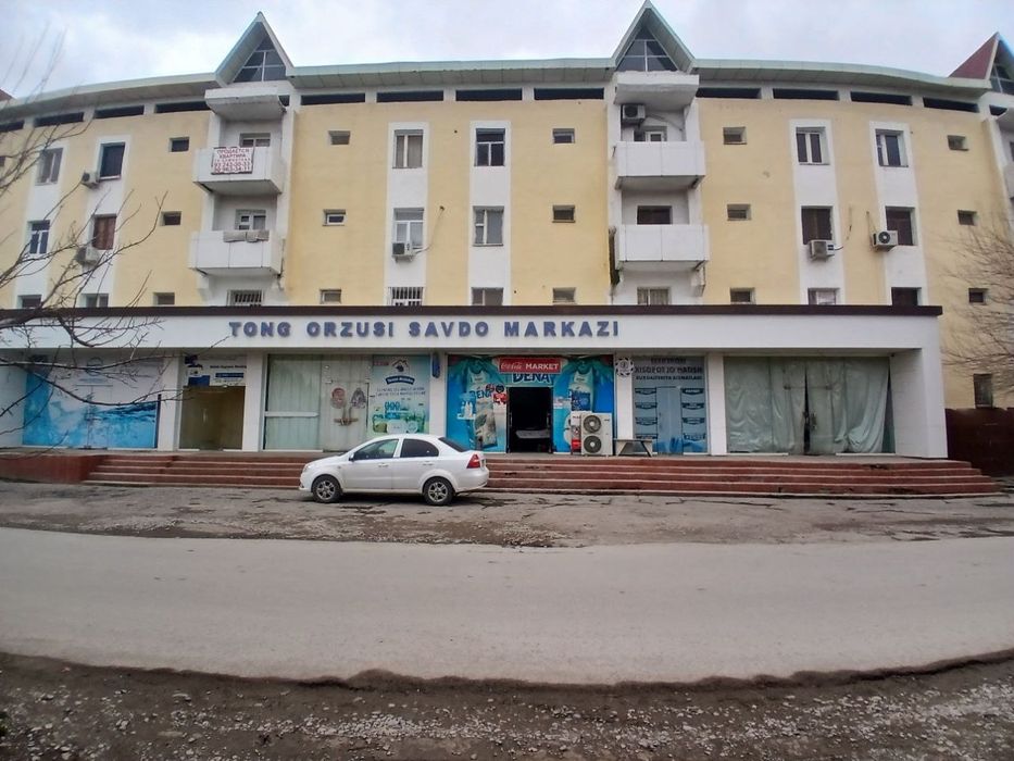 Noturar bino sotiladi - kvadrati 6.5mln