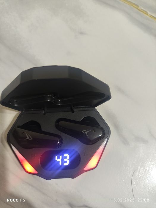 Наушник мощная .