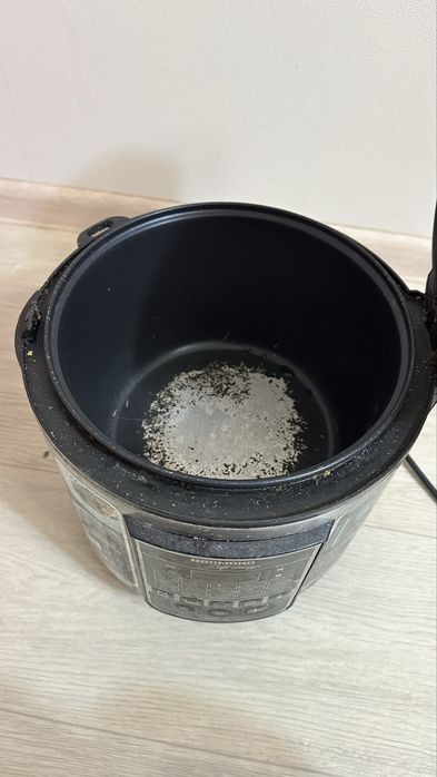 Мультиварка Redmond полностью рабочая