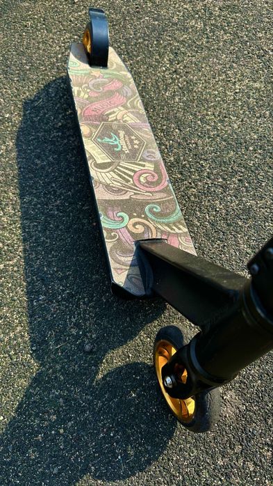 Самокат в отличном состоянии