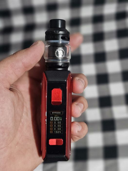 Kit Mod GeekVape Aegis (Roșu/Negru)