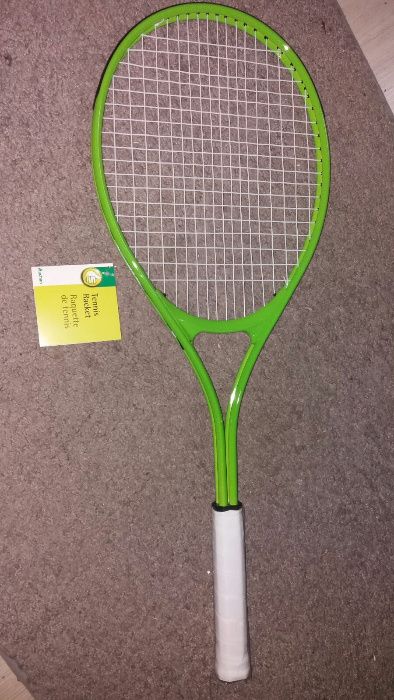 racheta tenis noua