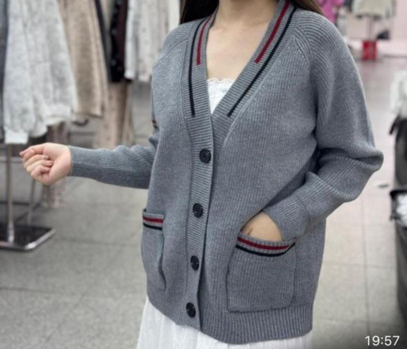 Кардиган и  джемпир