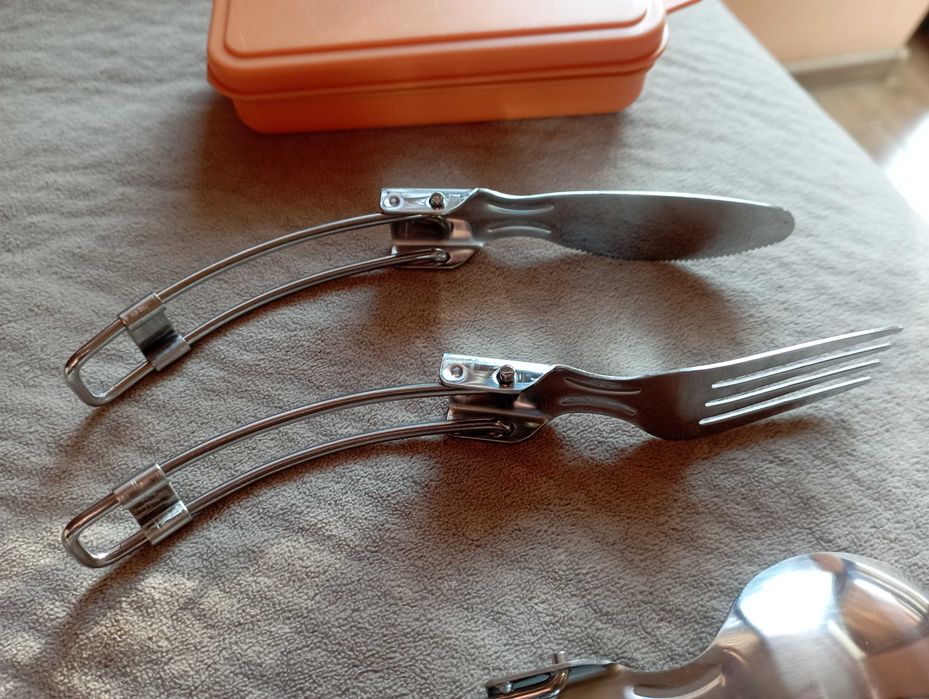 Комплект 3 в 1 от сгъваеми прибори за хранене от неръждаема стомана