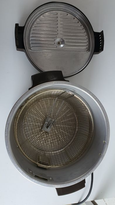 Friteuză Moulinex cu ulei