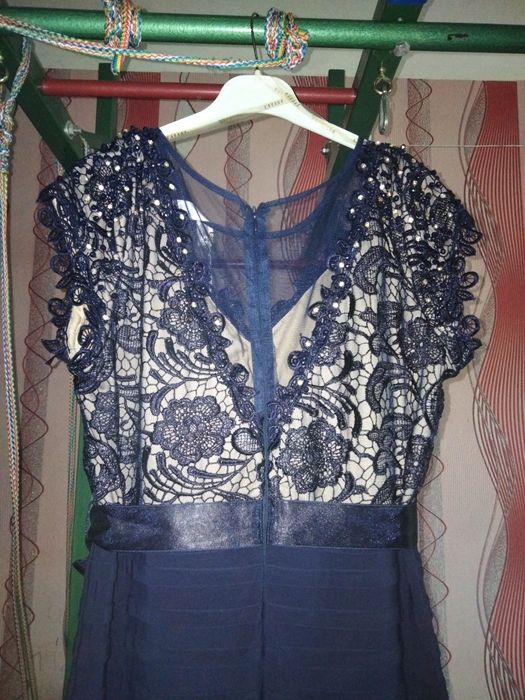 Платье вечернее,можно на выпускной