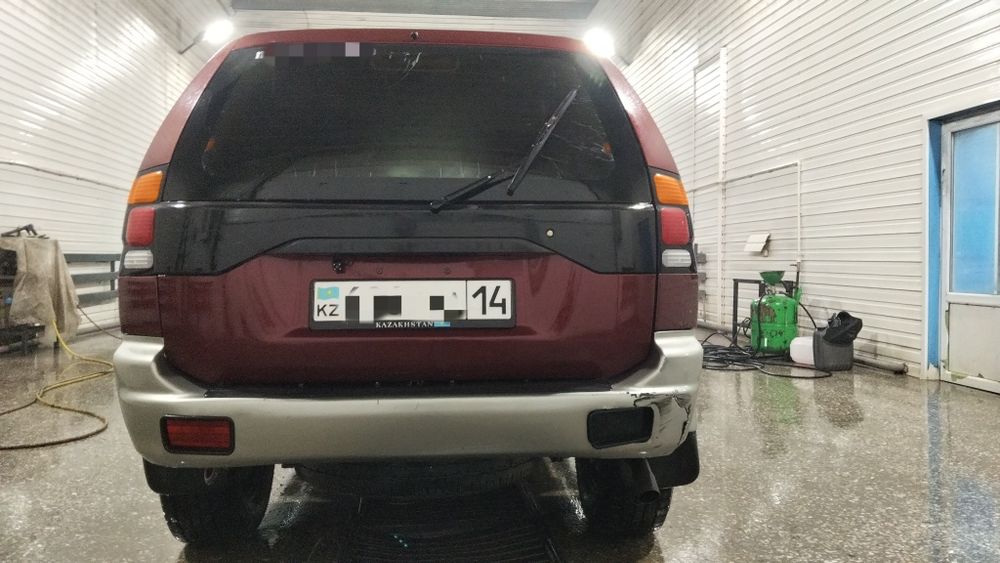 Продам Мицубиси Монтеро спорт