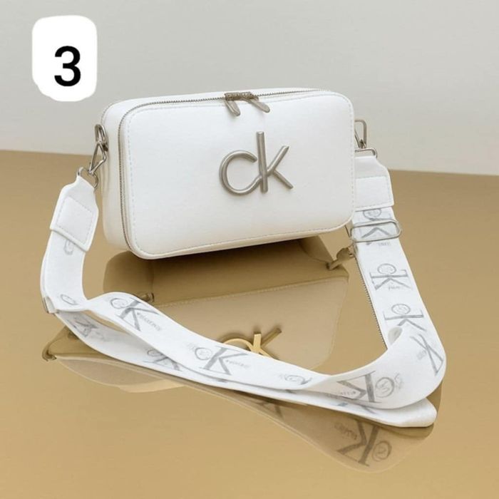 Genti si rucsacuri d