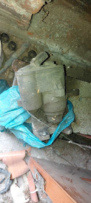 Пасат Б6 на Части Автоматик купето със 2 стъкла аспух и заден мост 180