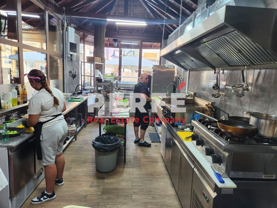 Продава се Заведение в Бургас, Център - 200 кв.м за 585 €/кв.м - Снимка #9